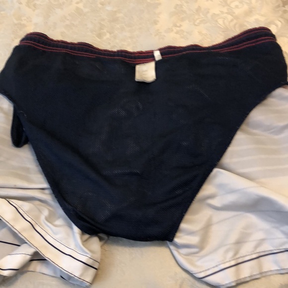 H & M LARGE SHORTS SWIM TRUNKS - RED NAVY CREAM  ELASTIC WAIST MESH LINER - #109 - Picture 10 of 13